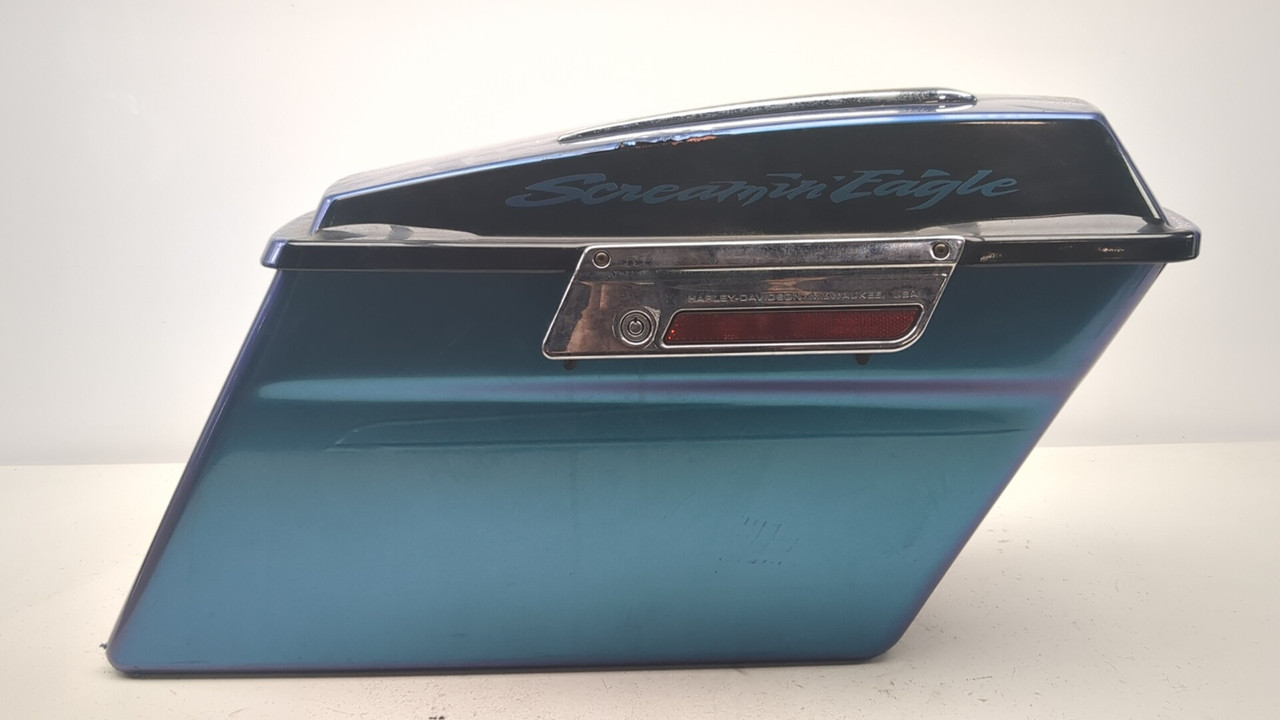 07-12 Harley Ultra Classic Electra FLHTCUSE3 Right Saddle Bag