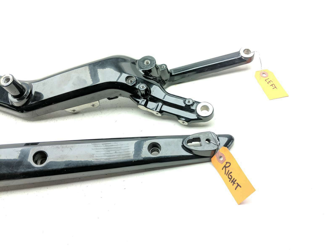 22 -24 Harley Davidson Nightster RH975 S Rear Fender Support
