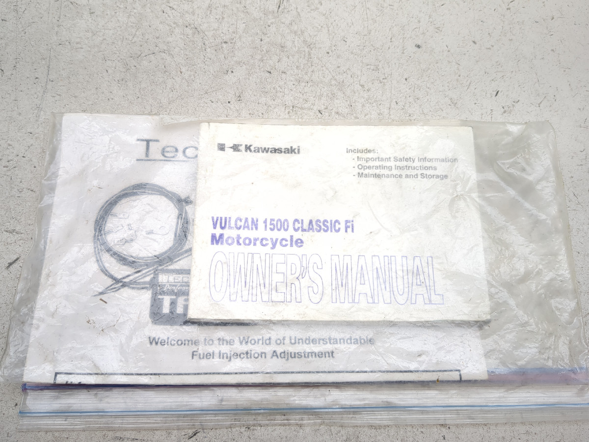 98-04 Kawasaki VN1500 Vulcan Nomad Tool Kit w/ Owner's Manual