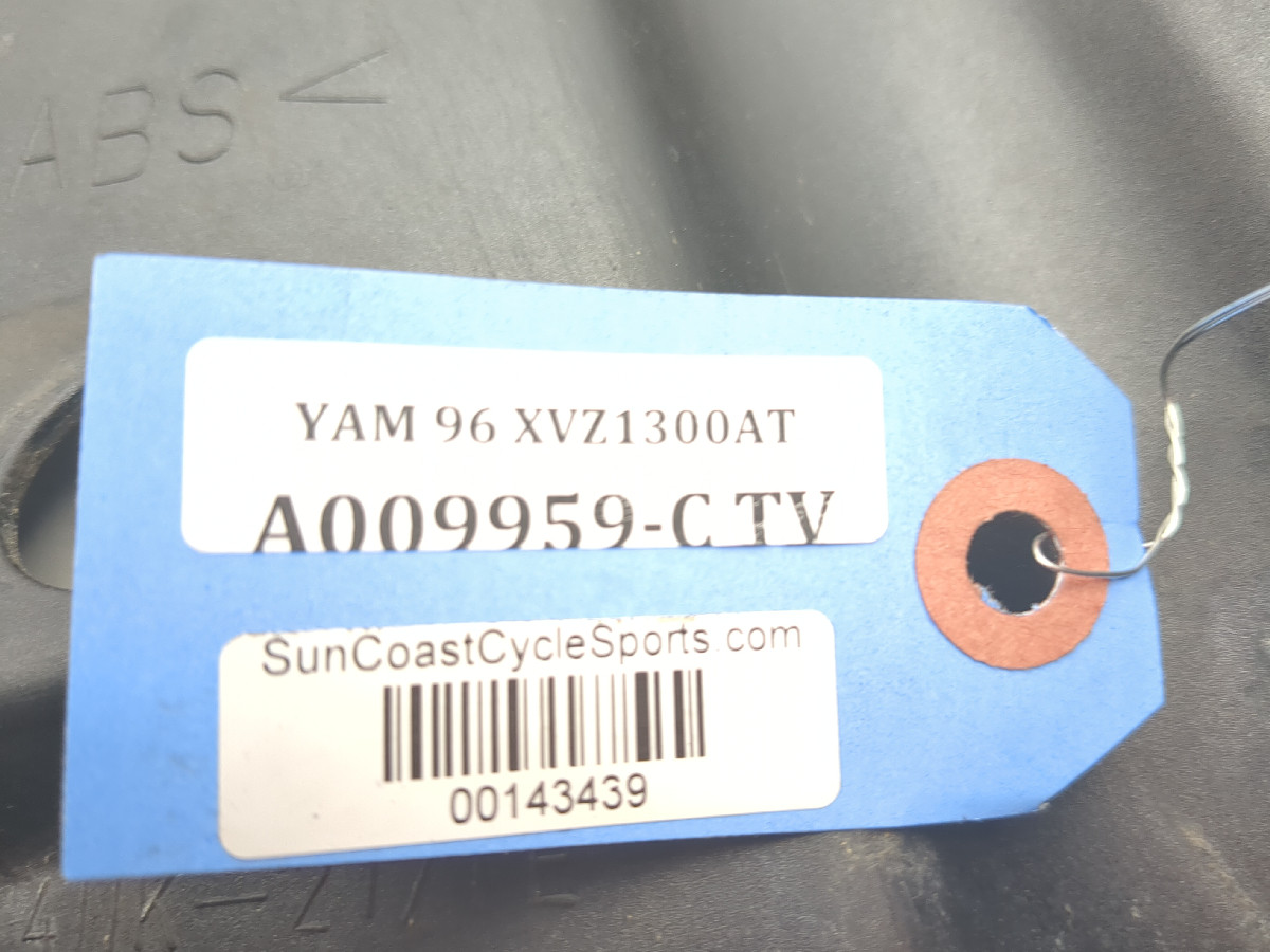 96-01 Yamaha XVZ1300 Royal Star Front Left Neck Cover Panel - Sun