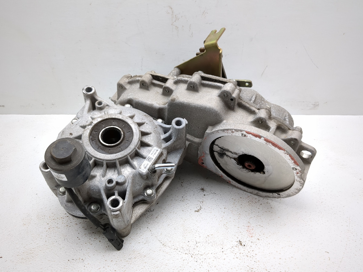 D 15-22 Polaris Ranger EV Transmission Gearcase Gearbox Assembly