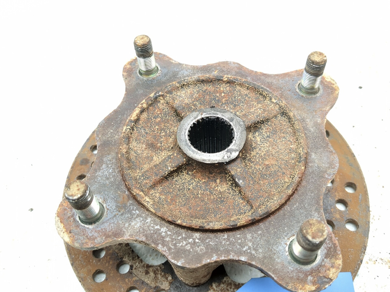 16-25 Kawasaki Mule Pro DXT KAF1000 Front Right Wheel Hub with
