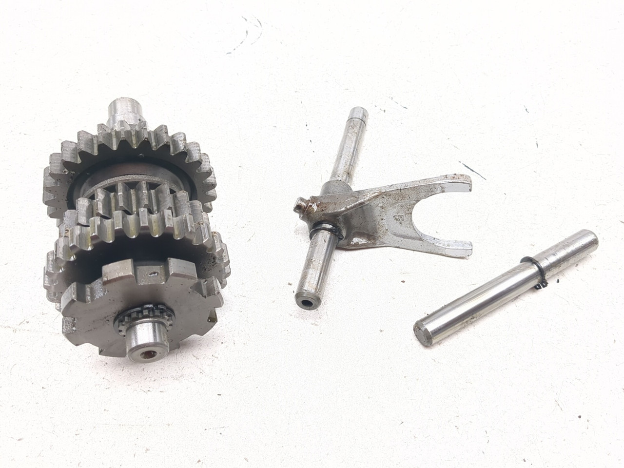 04-08 Yamaha Grizzly 660 YFM660 Rear Transmission Gear Shaft