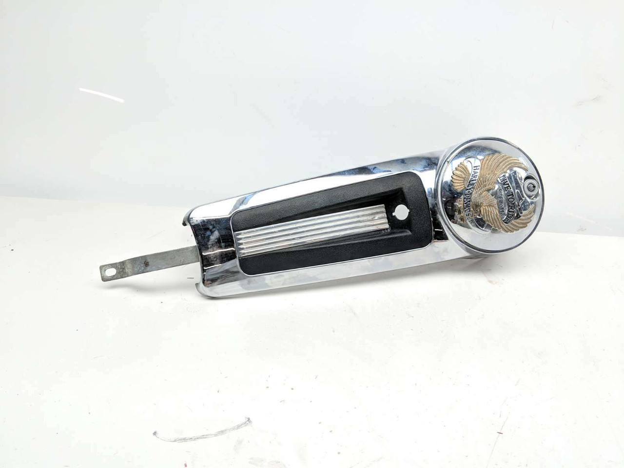 08 Harley Ultra Classic Electra Glide FLHTCUI Front Gas Fuel Tank