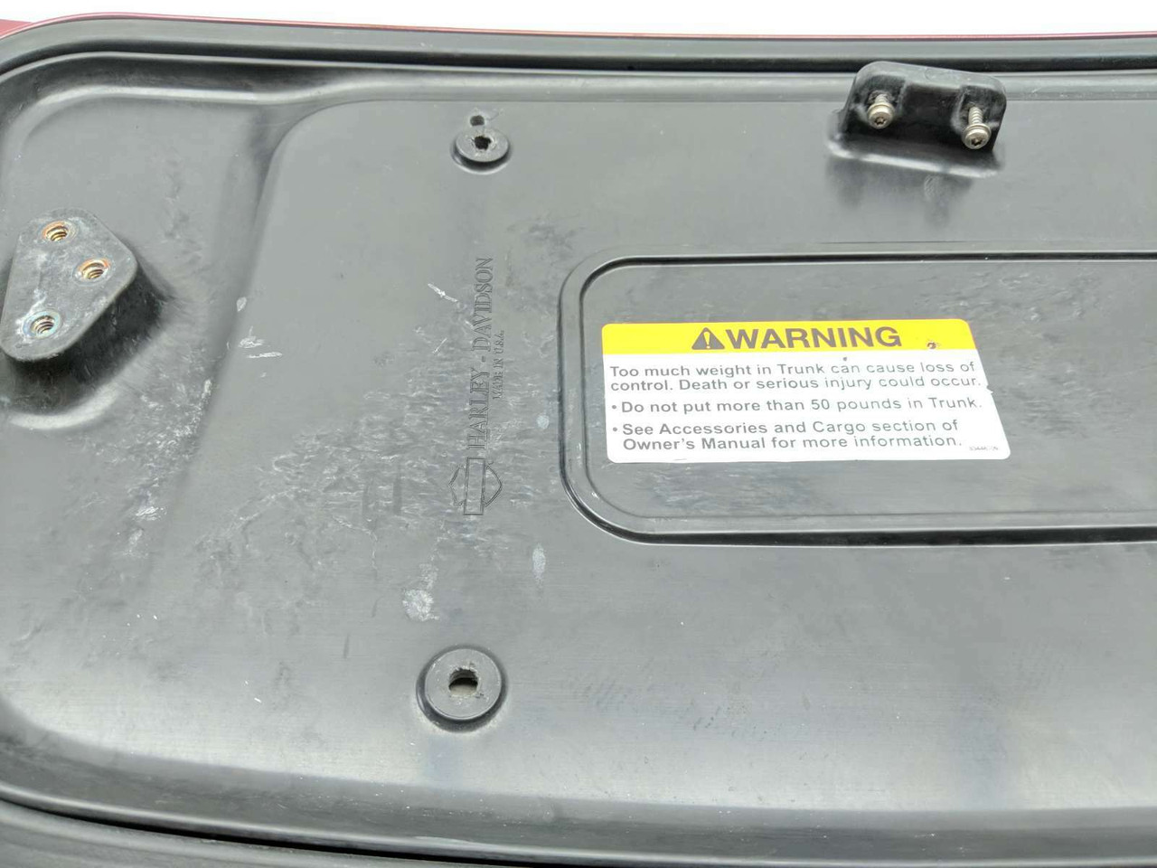 20 Harley Davidson Freewheeler FLRT Rear Trunk Storage Lid Cover