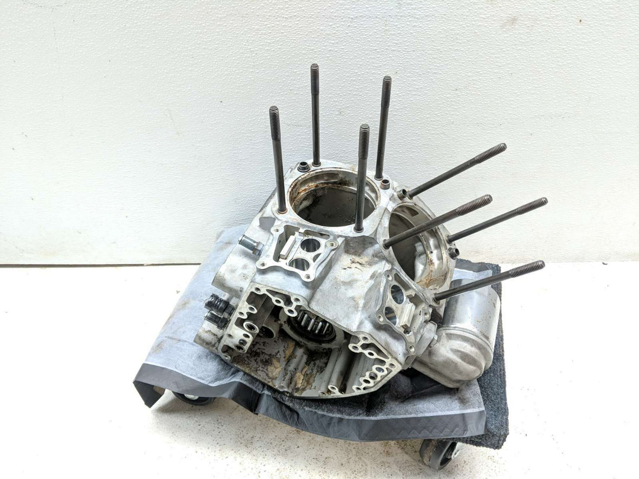 98-03 Harley Davidson Electra Glide FLHT Engine Motor Case Block