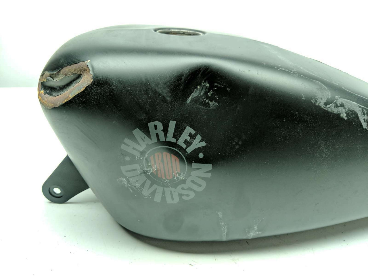 22 Harley Sportster Iron 883 XL883N Gas Fuel Tank Petrol Reservoir