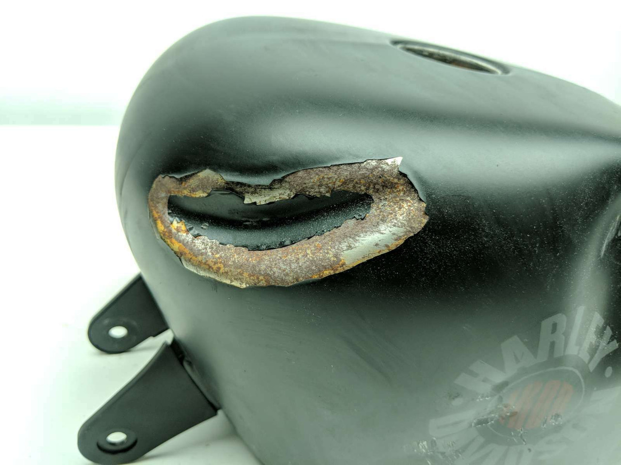 22 Harley Sportster Iron 883 XL883N Gas Fuel Tank Petrol Reservoir
