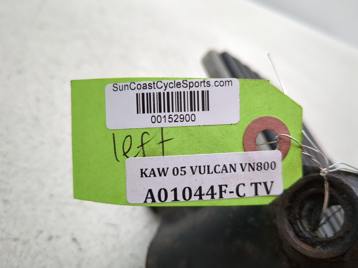 99-06 Kawasaki Vulcan 800 Drifter VN800E Front Left Floorboard