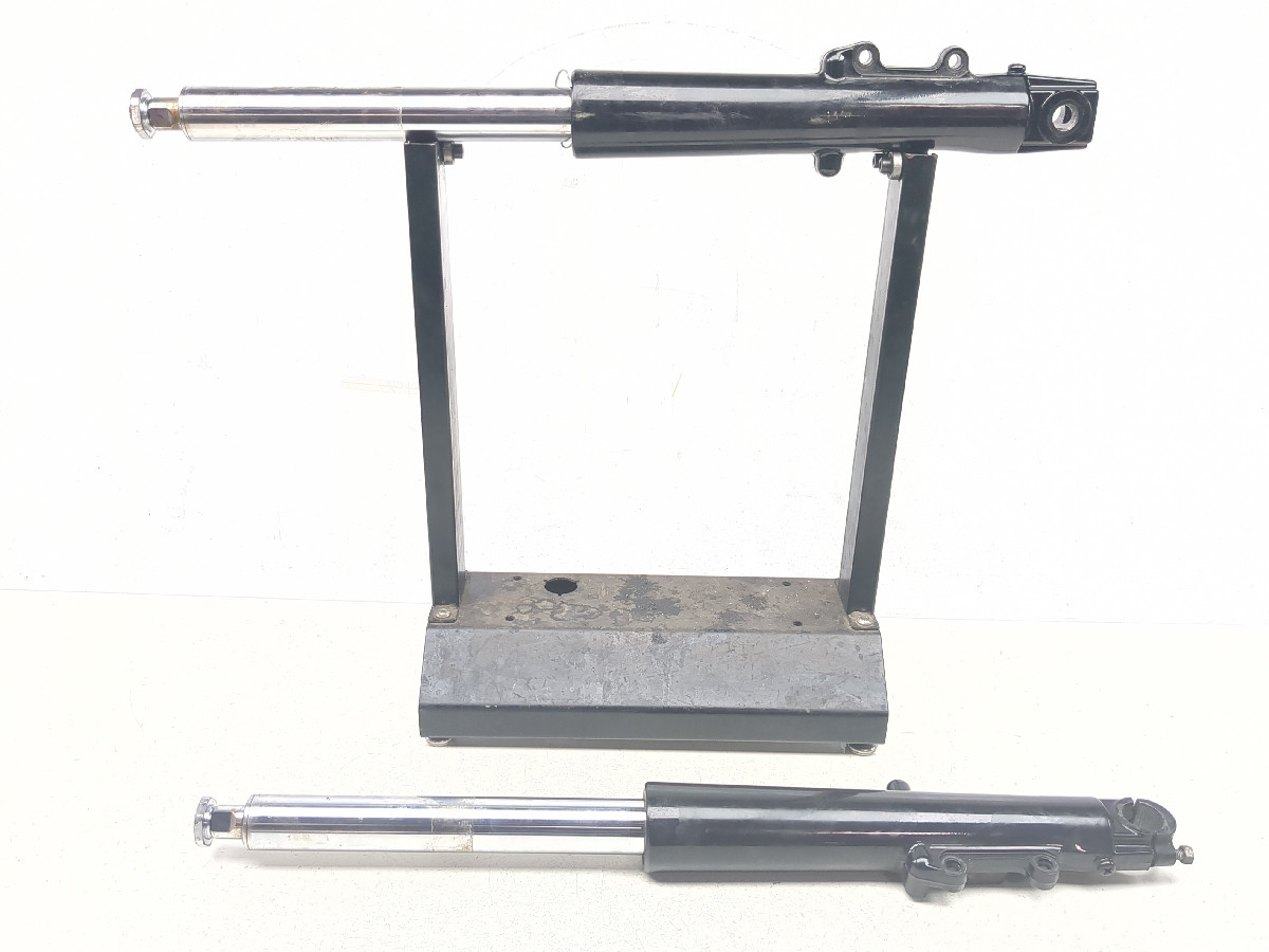 FLTRX　ハーレー　フロントフォーク 07-13 Harley Davidson Road Glide FLTRX Front Forks Suspension Set