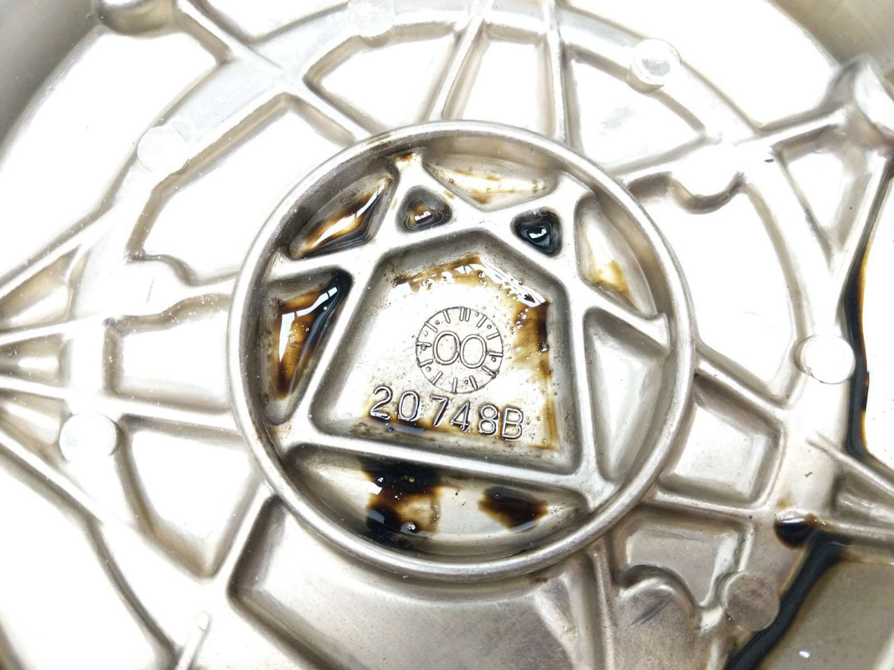 専用② 01 Honda VT1100C Shadow Spirit Engine Motor Side Cover - Sun Coast