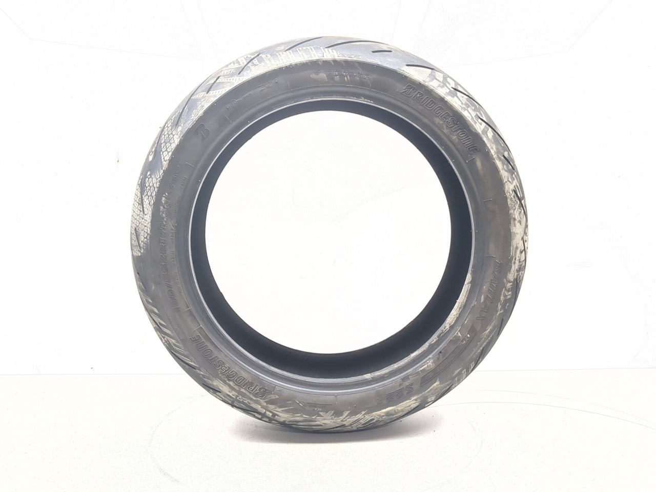 Rear Tire Bridgestone Battlax Hypersport S22 190/55-17 - Sun Coast