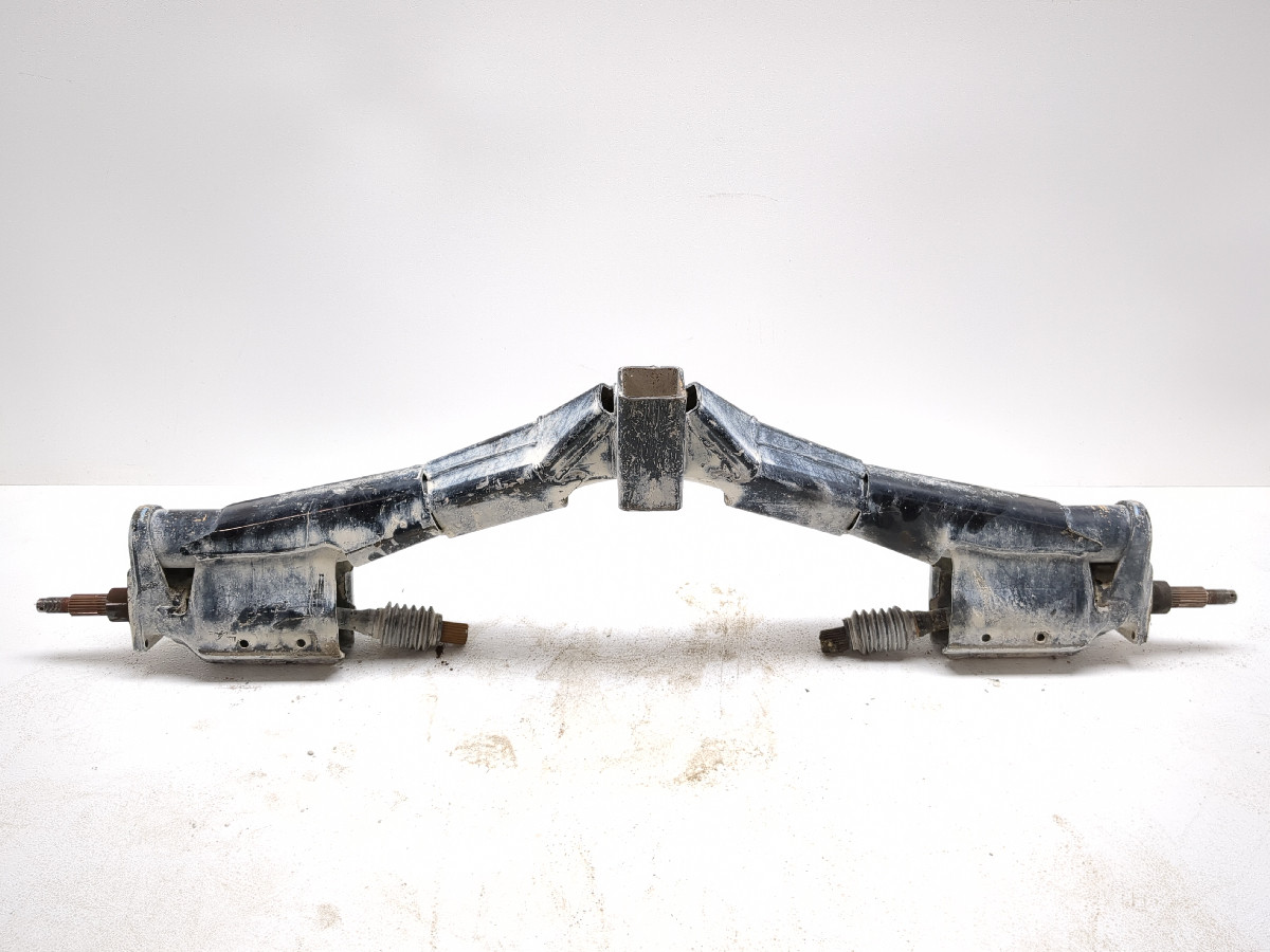 09-23 Kawasaki Mule 4000 KAF620M Rear Axle Carrier W/ Axles - Sun