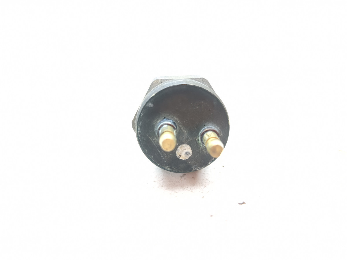 98-04 Kawasaki VN1500 Vulcan Nomad Coolant Temperature Fan Sensor