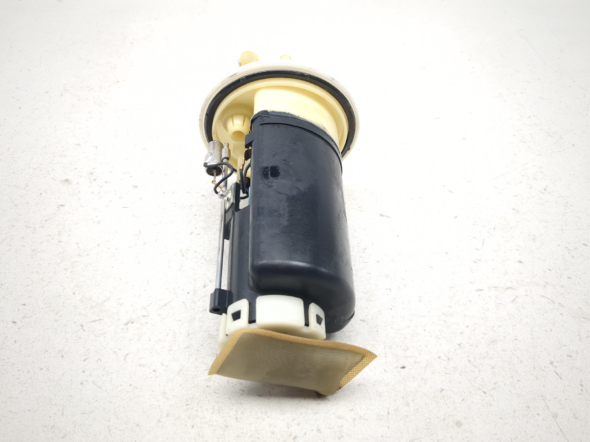 08-17 Yamaha Raider XV1900 CU Petrol Gas Fuel Pump Assembly - Sun