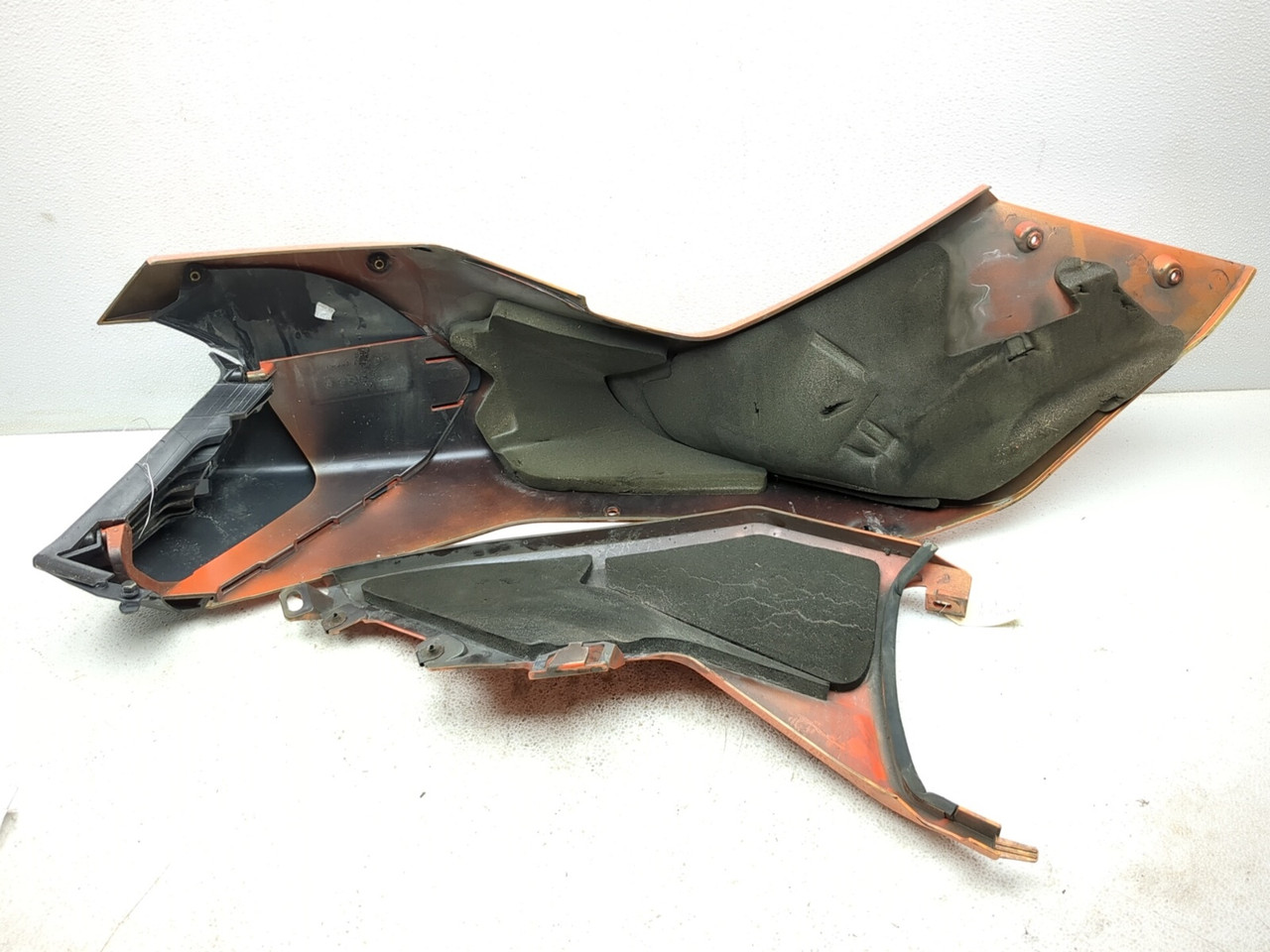 15-24 Can-Am Spyder F3 LTD SE6 Left Side Upper & Lower Cover Panel