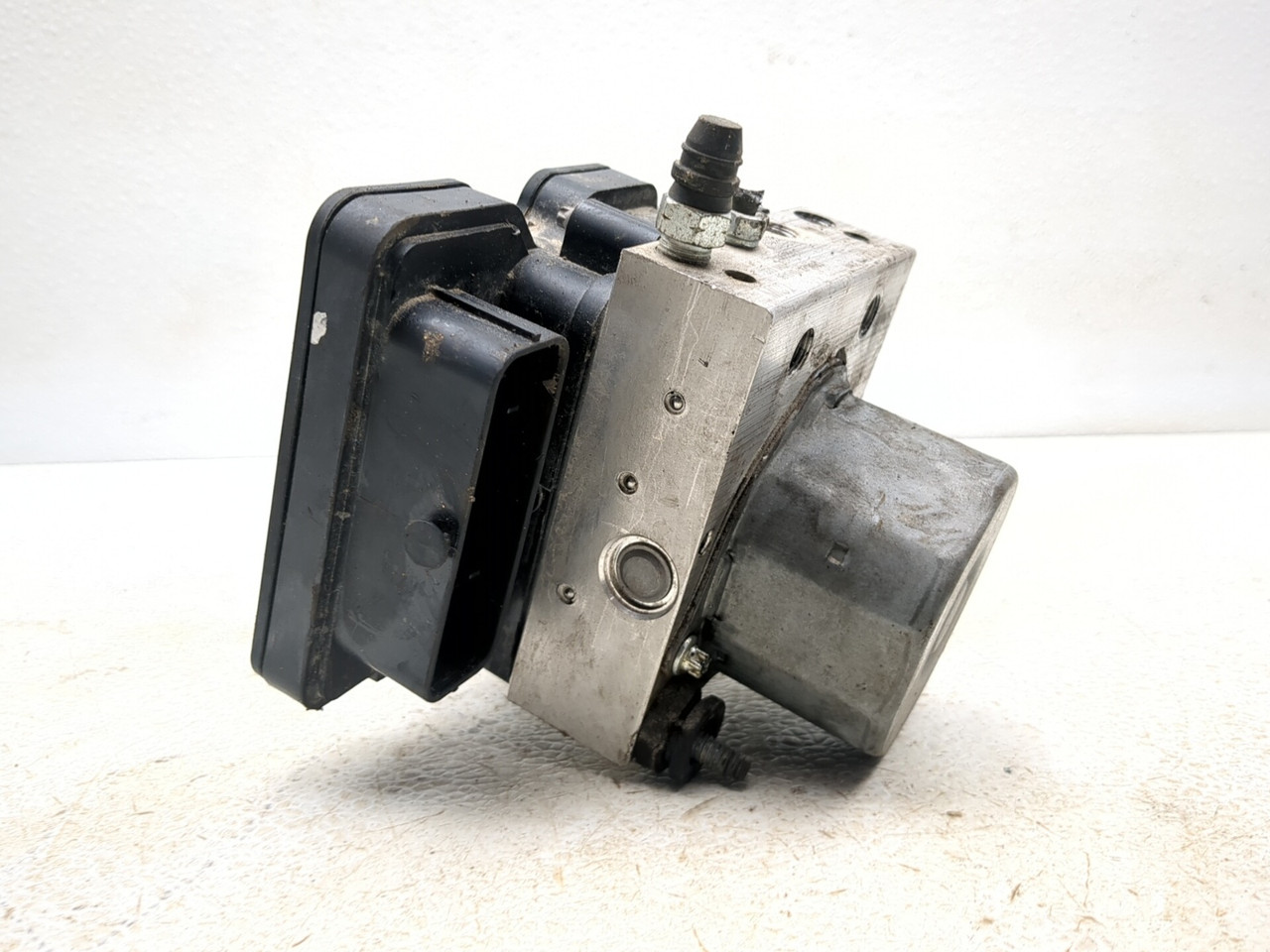15-24 Can-Am Spyder F3 LTD SE6 ABS Pump Module 710005416 - Sun