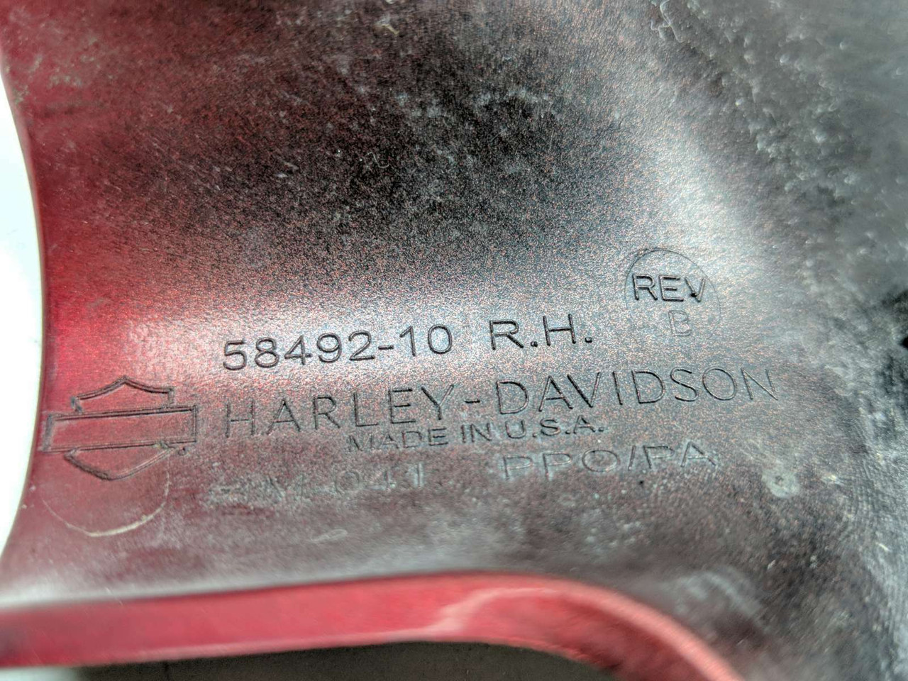 12 Harley Tri Glide Ultra Classic FLHTCUTG Right Side Lower Cover