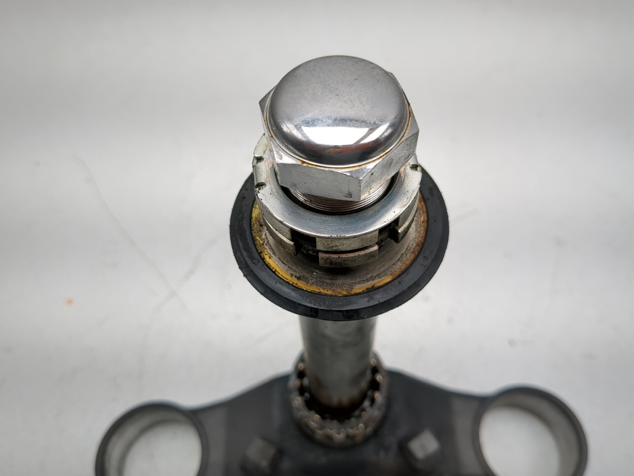 11-13 Yamaha FZ8 Front Lower Triple Tree Yoke Stem Clamp Bottom