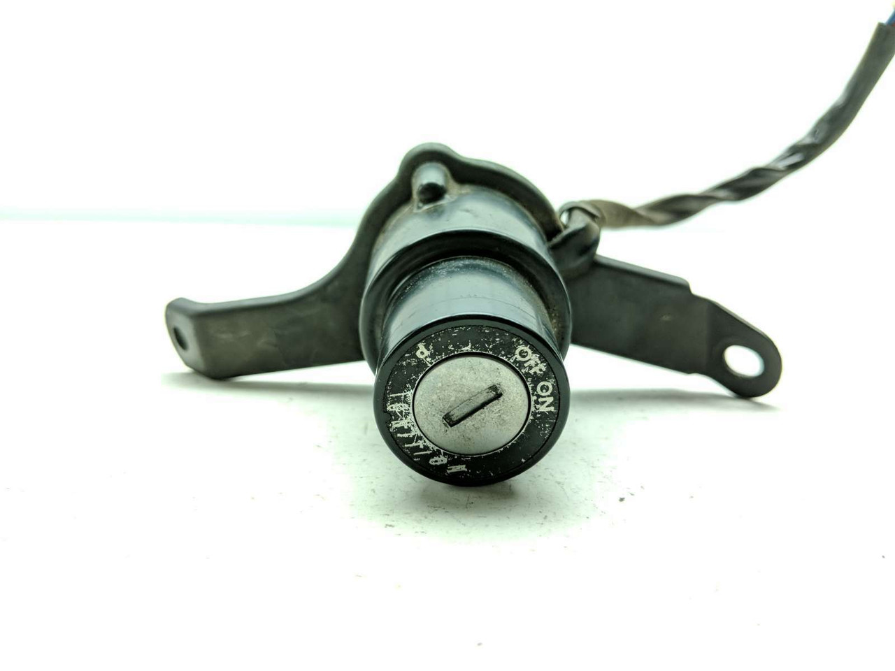 85-07 Yamaha VMAX 1200 VMX12 Lock Set Ignition Switch NO KEY - Sun