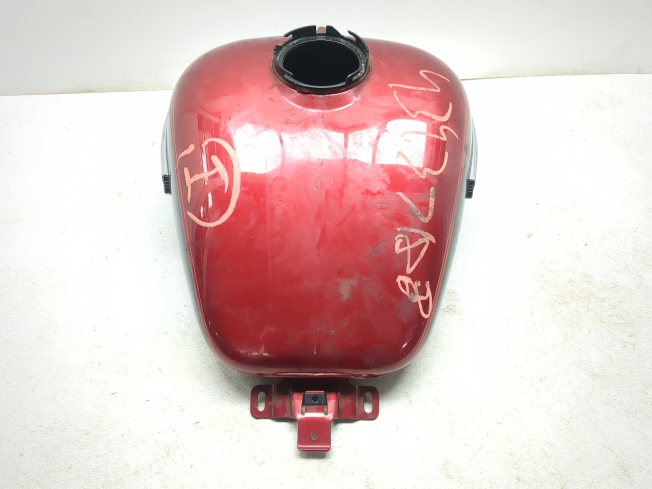 17-24 Harley-Davidson FLHTCUTG Tri Glide Ultra Fuel Tank 61356-08