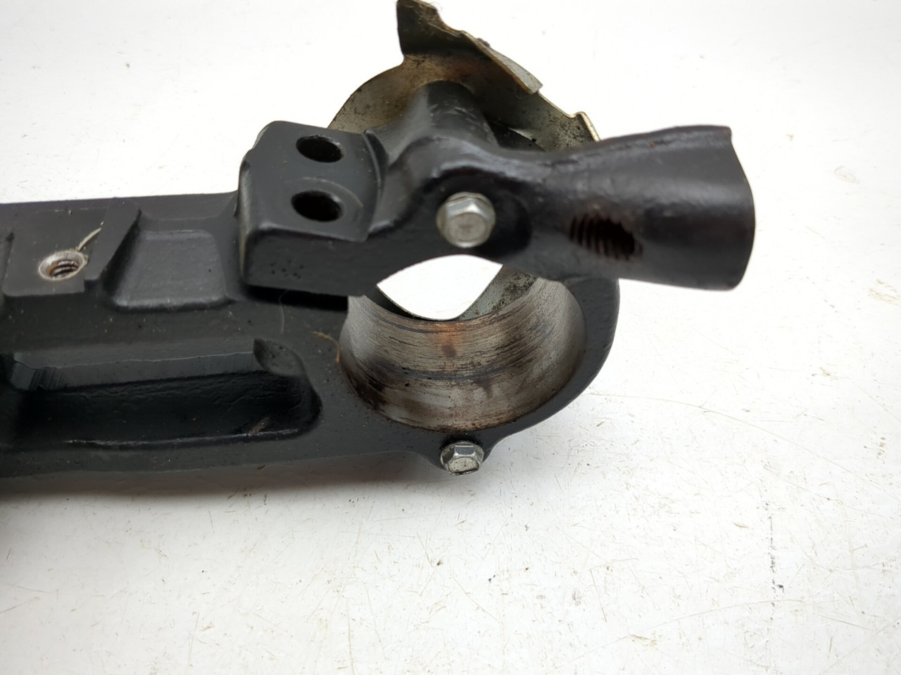 Lilly　0603 17-24 Harley FLHTCUTG Tri Glide Ultra Front Lower Triple Tree Stem
