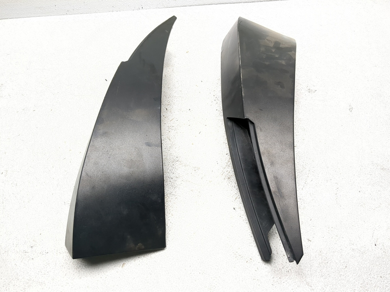 パーツ VIP 08-17 Victory Vision Deluxe Rear Left Right Trunk Armrest Trim