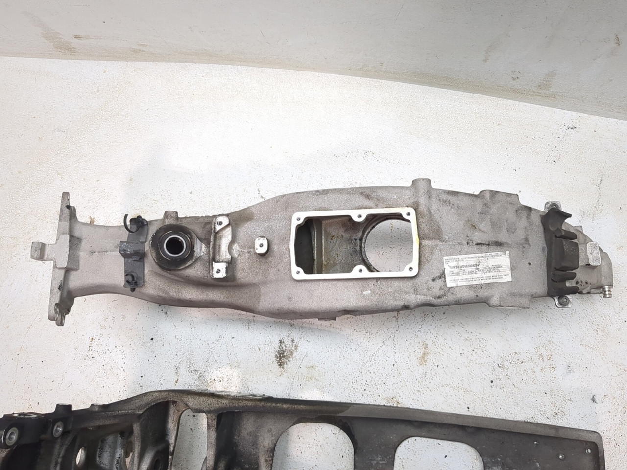 08-17 Victory Vision Deluxe Center Main Frame With Rear Subframe