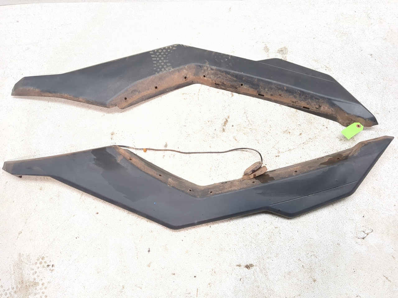 17-24 Can Am Maverick X3 DS Turbo Left & Right Rear Rocker Panels