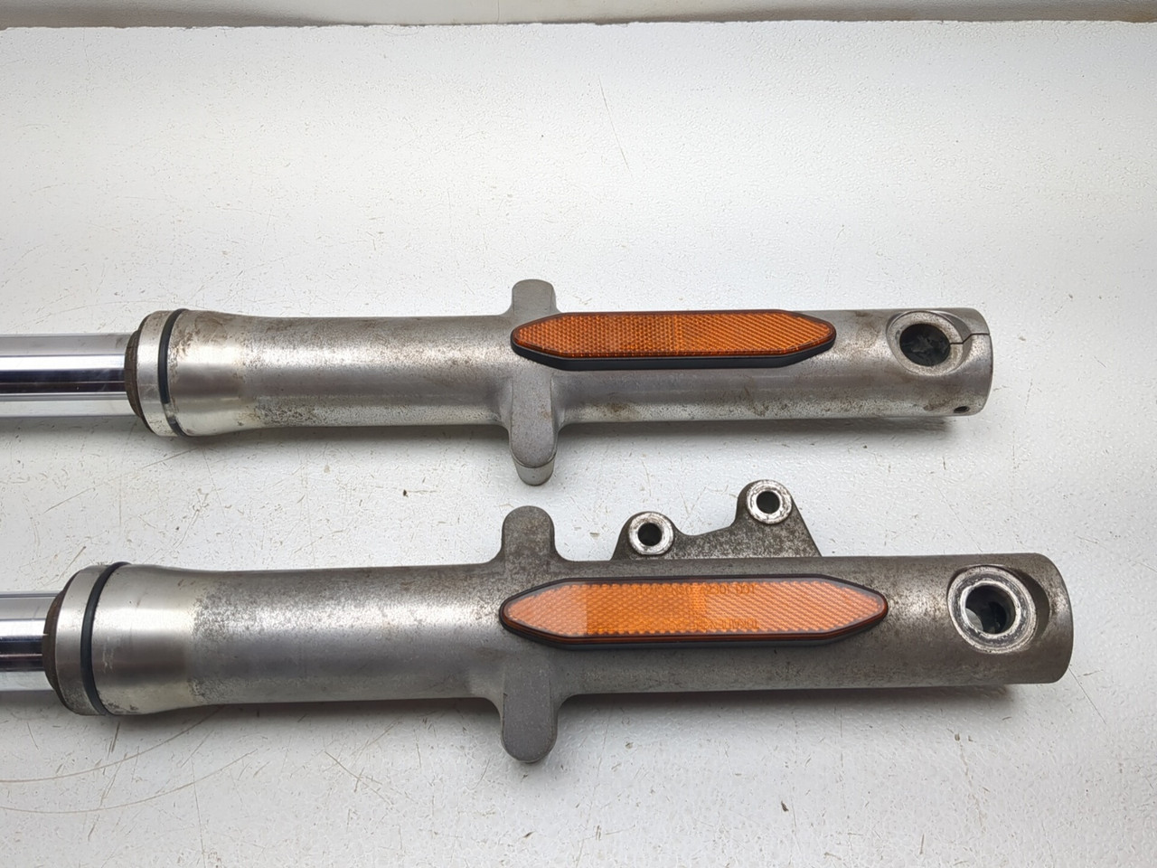 06-25 Kawasaki Vulcan 900 VN900D Front Left Right Fork Set