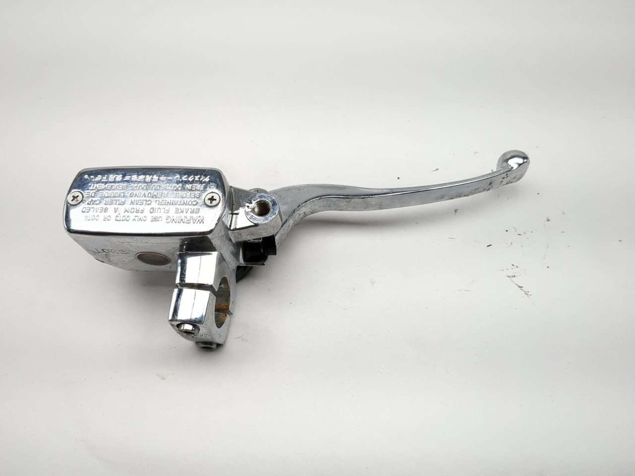 95-05 Kawasaki Vulcan 800 VN800 Right Front Brake Master Cylinder