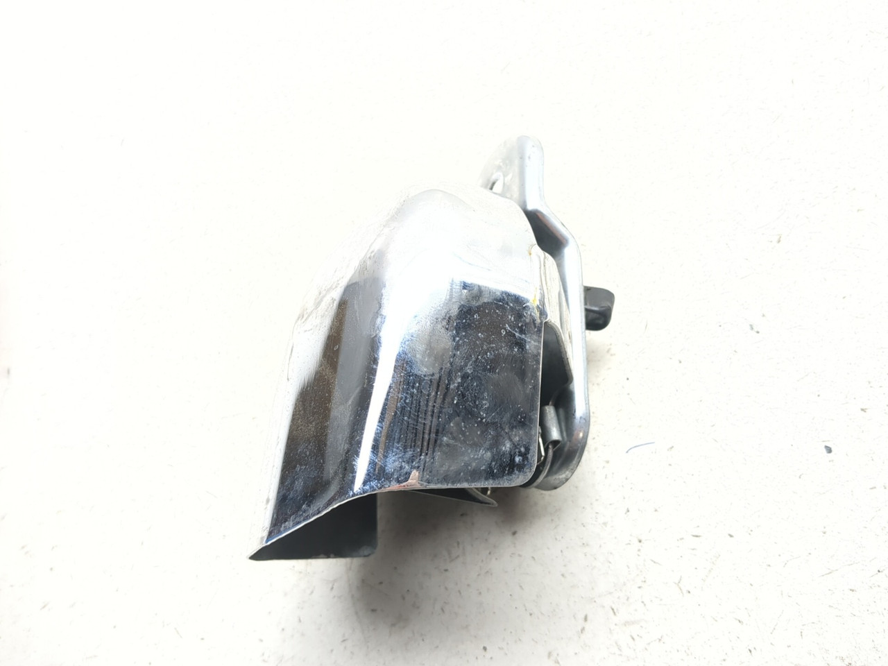 04-06 Harley-Davidson Sportster XL1200C Horn Assembly 69060-90H