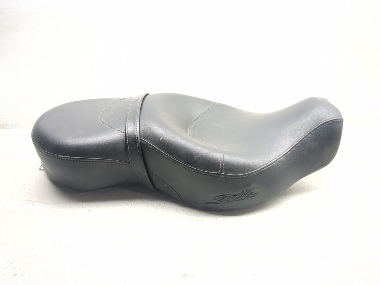 04-06 Harley-Davidson Sportster XL1200C Driver Passenger Seat