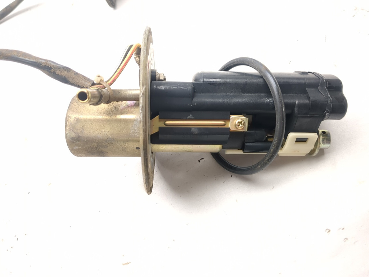 03-08 Kawasaki VN1600 Vulcan Classic Inner Fuel Pump W/ Sending
