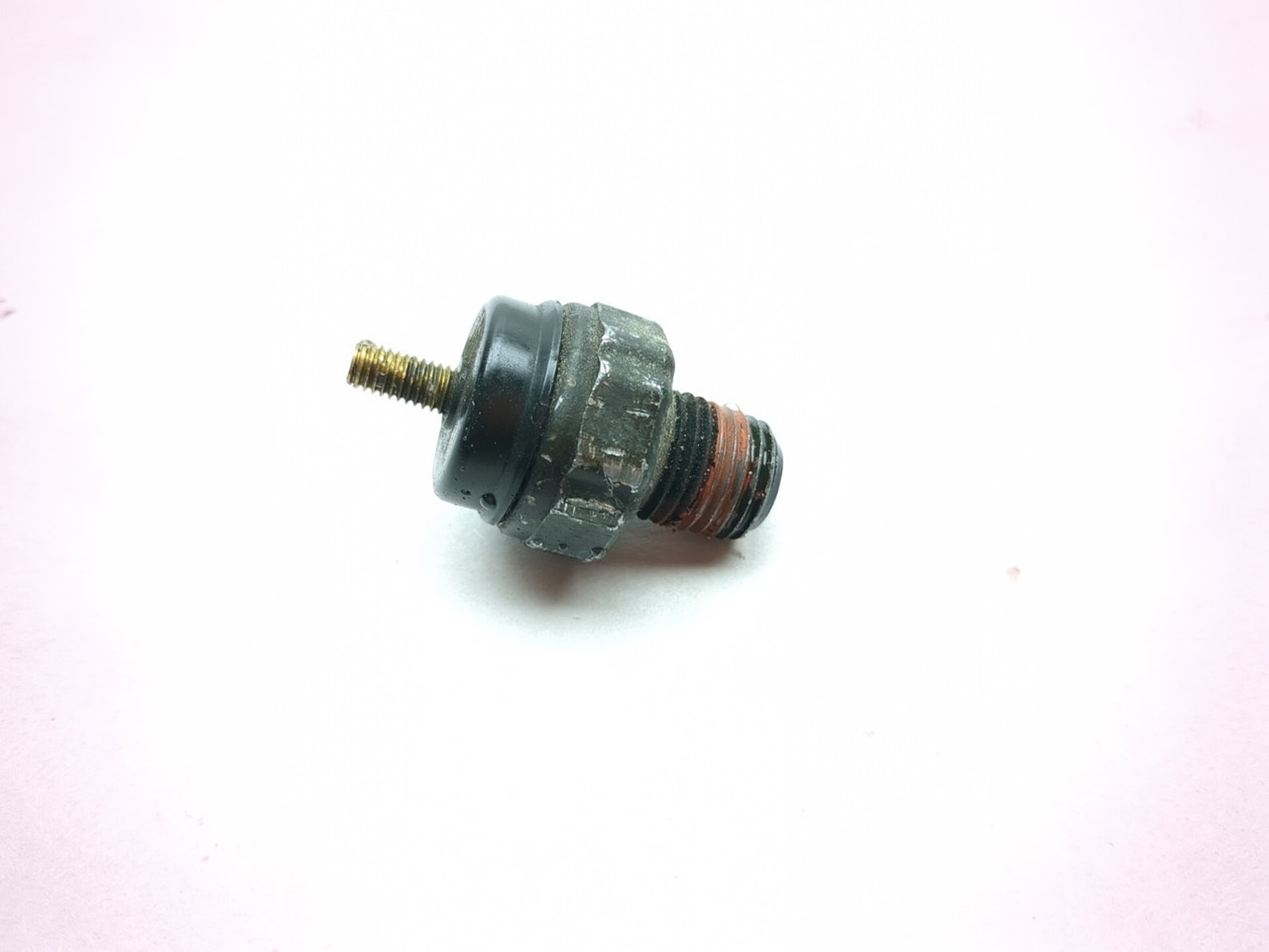 00-06 Harley Davidson Fat Boy FLSTF Oil Pressure Switch 26561-99