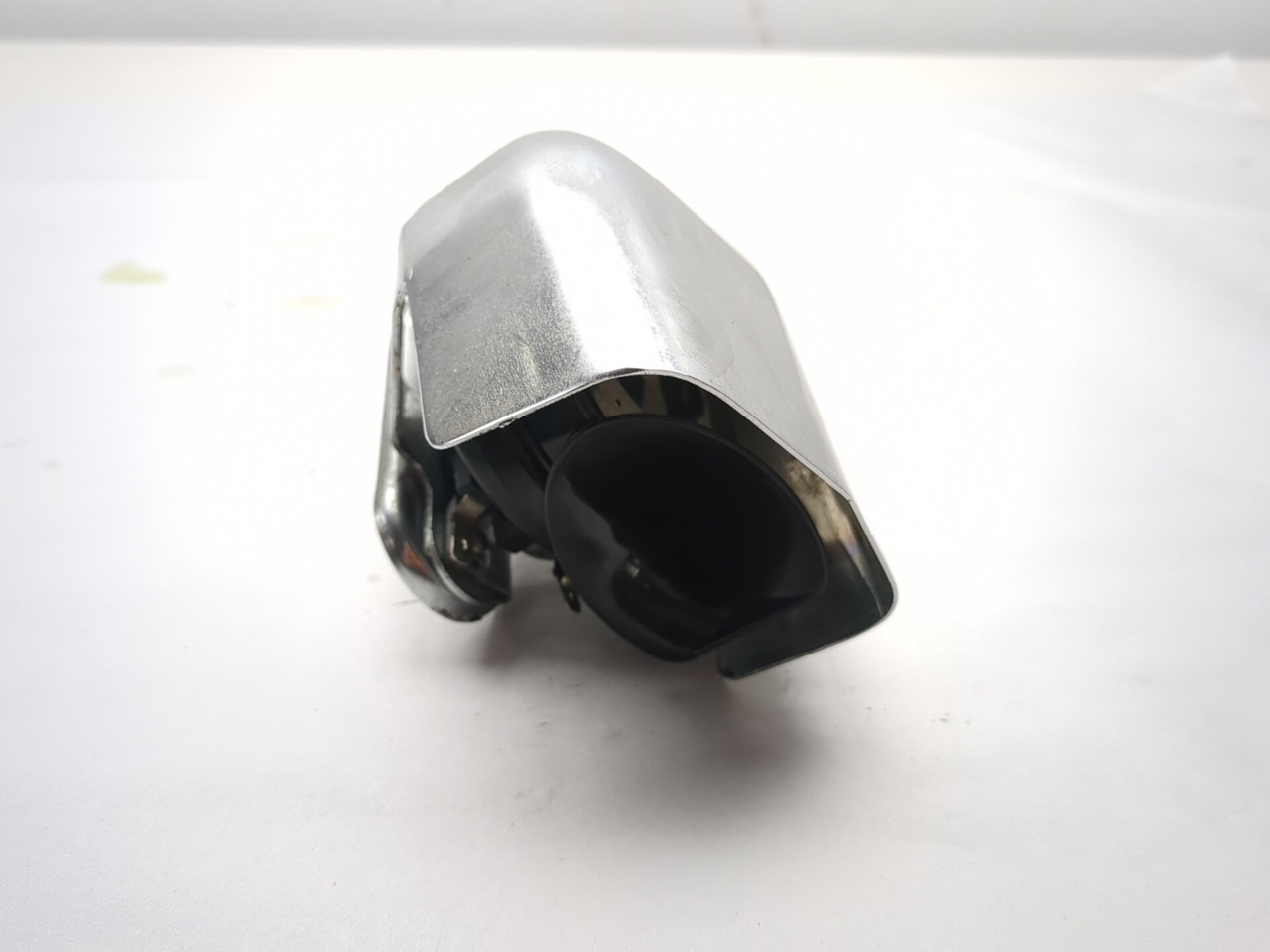 00-06 Harley Davidson Fat Boy FLSTF Left Horn with Cover Set 69060