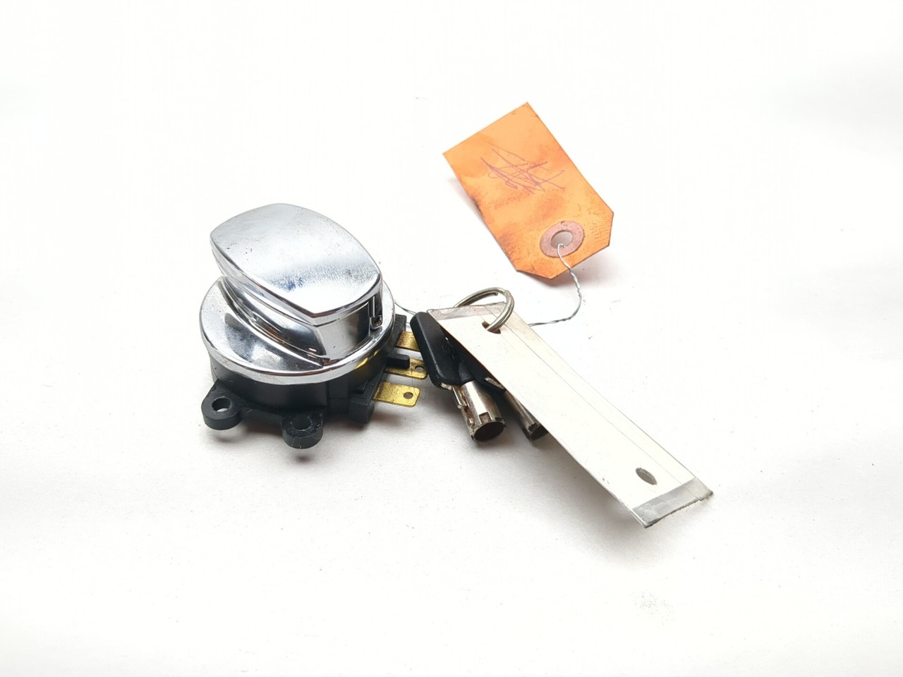 専用2 00-06 Harley Davidson Fat Boy FLSTF Ignition Switch with Key Set