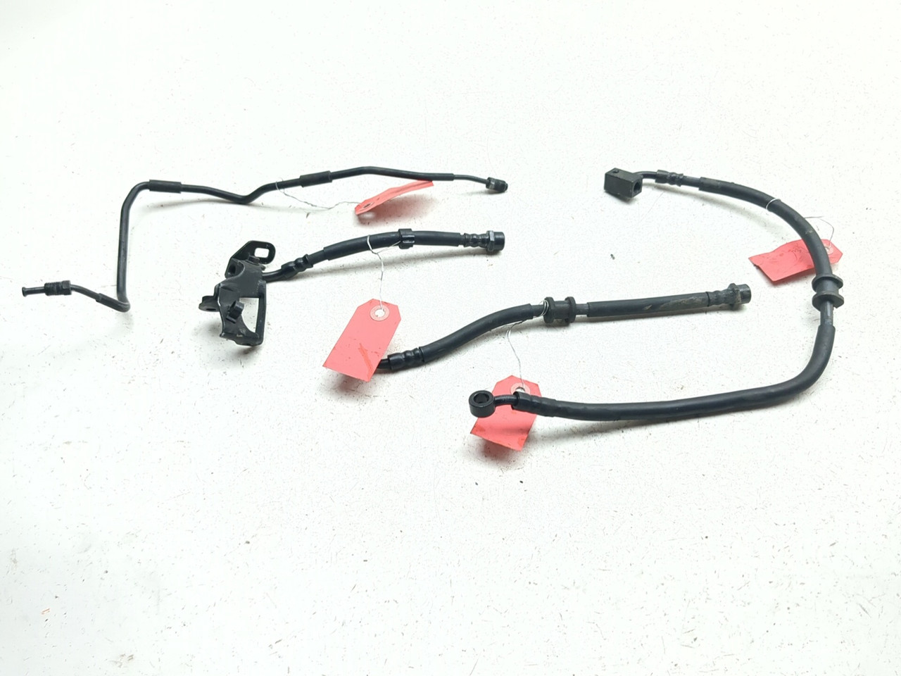 n 様 18-24 Honda GL1800 Goldwing 1800 Rear Brake Lines & Bracket Set