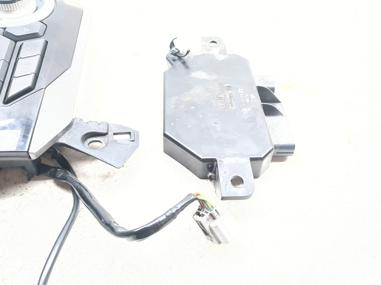 18-24 Honda GL1800 Goldwing 1800 Front Dash Switch Panel Smart Key