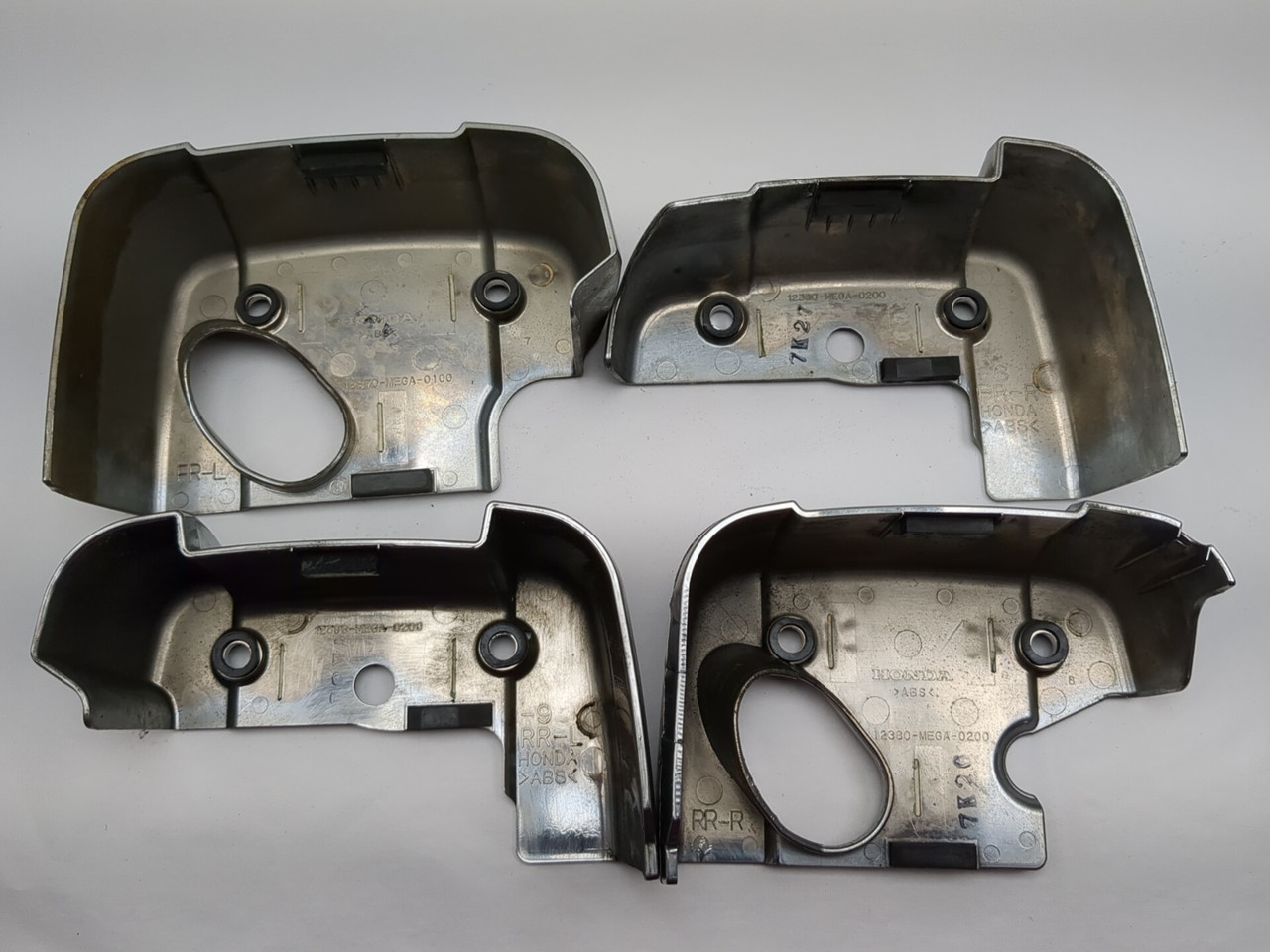 04-09 Honda VT750C Shadow Aero 750 Engine Cylinder Head Set 12360