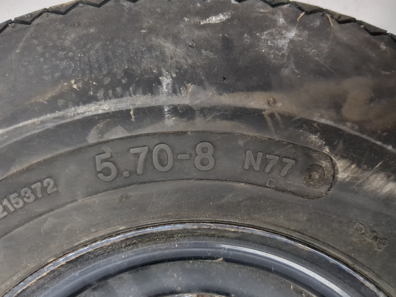 08-15 Cushman Titan Utility Cart Wheel Set 8X3.75 W/ Tires 5.70-8