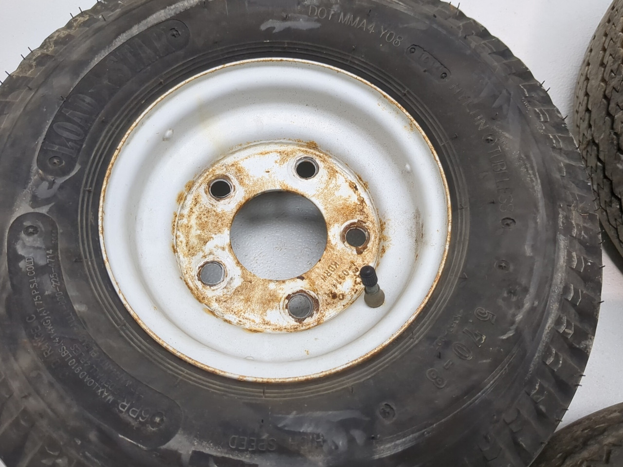 08-15 Cushman Titan Utility Cart Wheel Set 8X3.75 W/ Tires 5.70-8