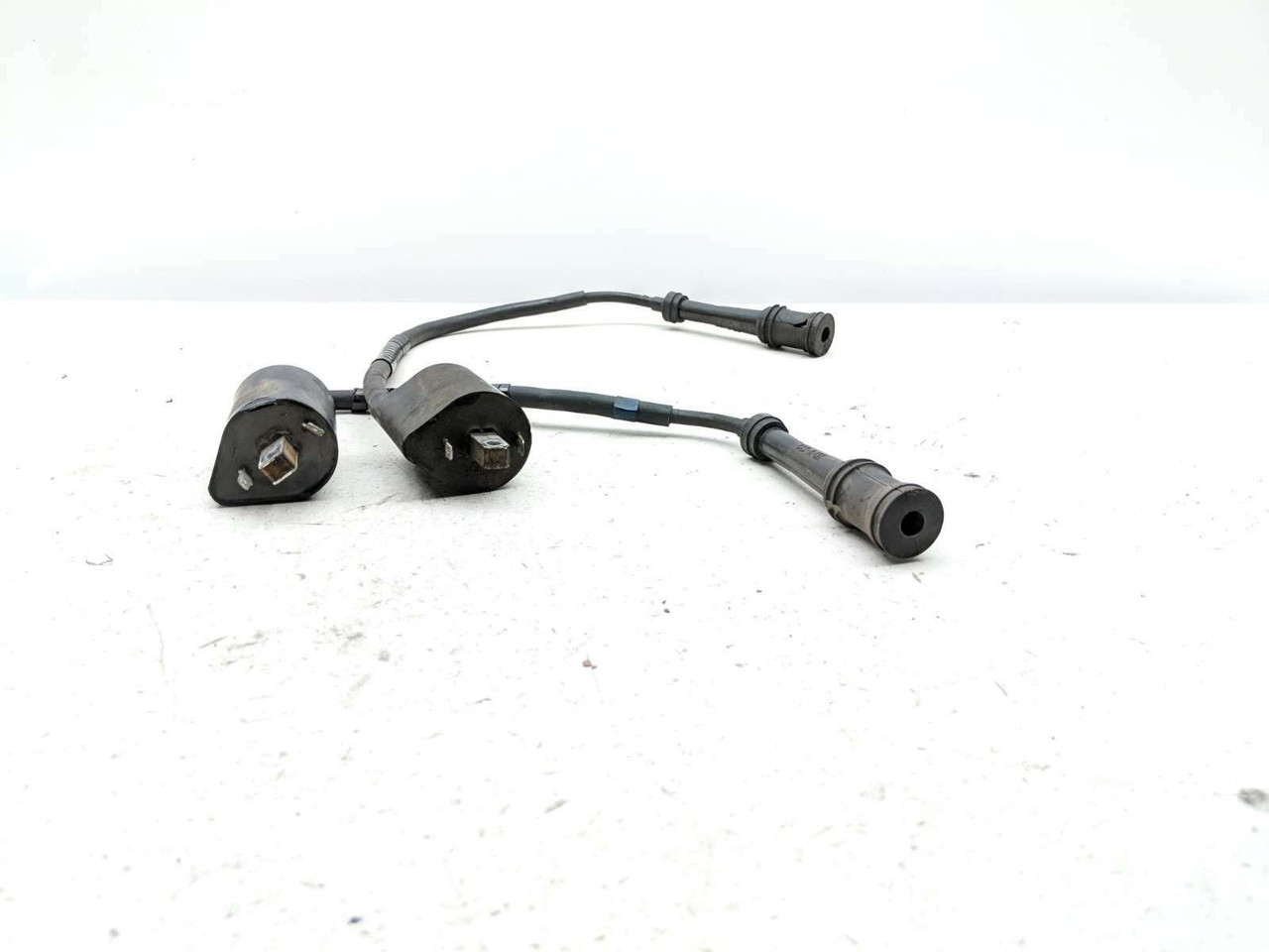 03 Yamaha Royal Star Venture XVZ1300 Ignition Coil Plug Pack B