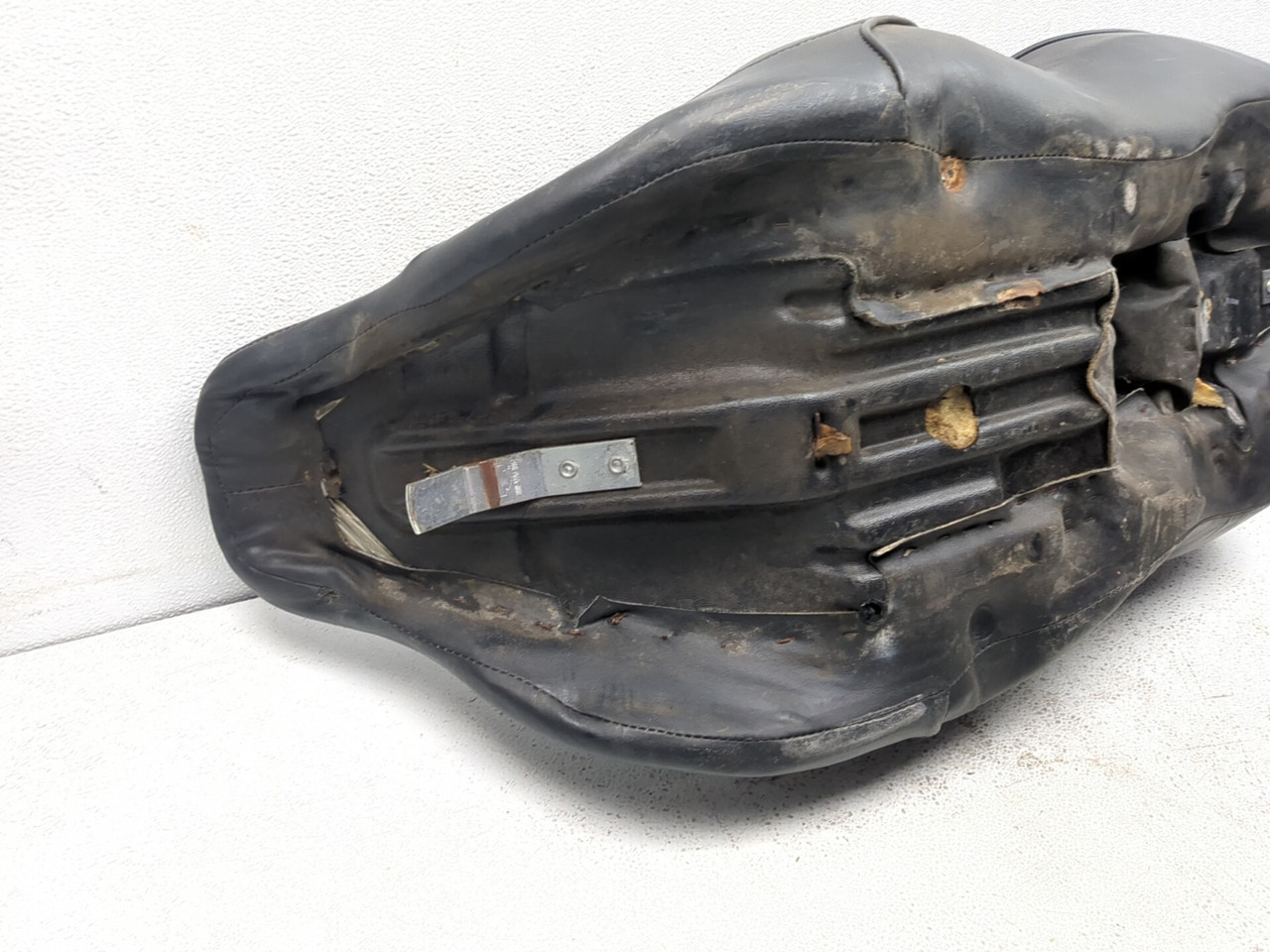 99-06 Harley Davidson FLHRI Road King Two-Up Driver Passenger Seat