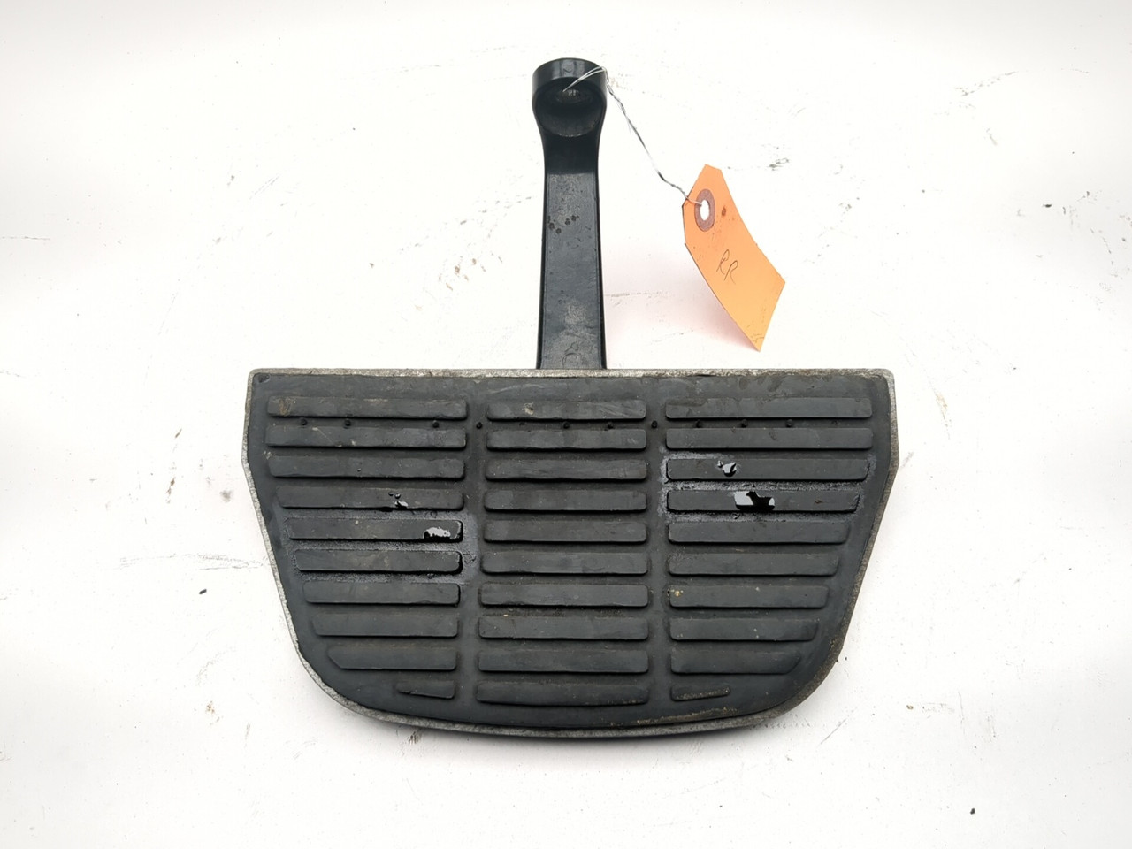 99-06 Harley FLHRI Road King Rear Right Passenger Floorboard 50606