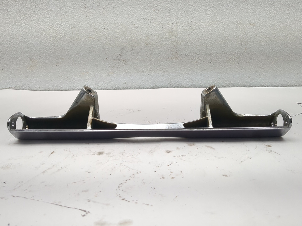 99-06 Harley Davidson FLHRI Road King Rear Turn Signal Bar Cover