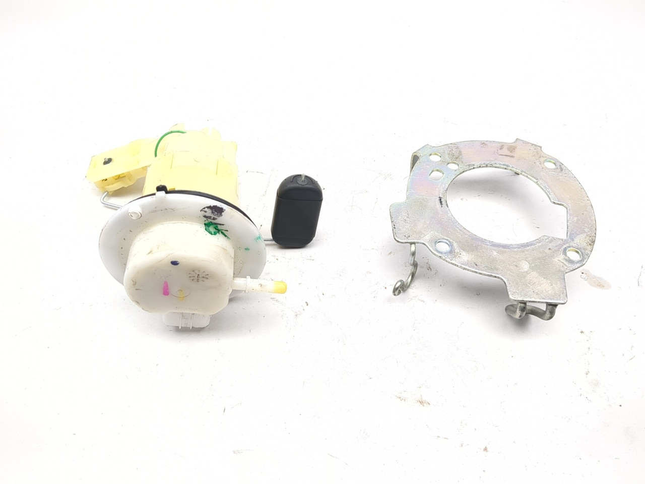 21-24 Honda CRF 300 Fuel Pump 16700-K1T-E51 - Sun Coast Cycle