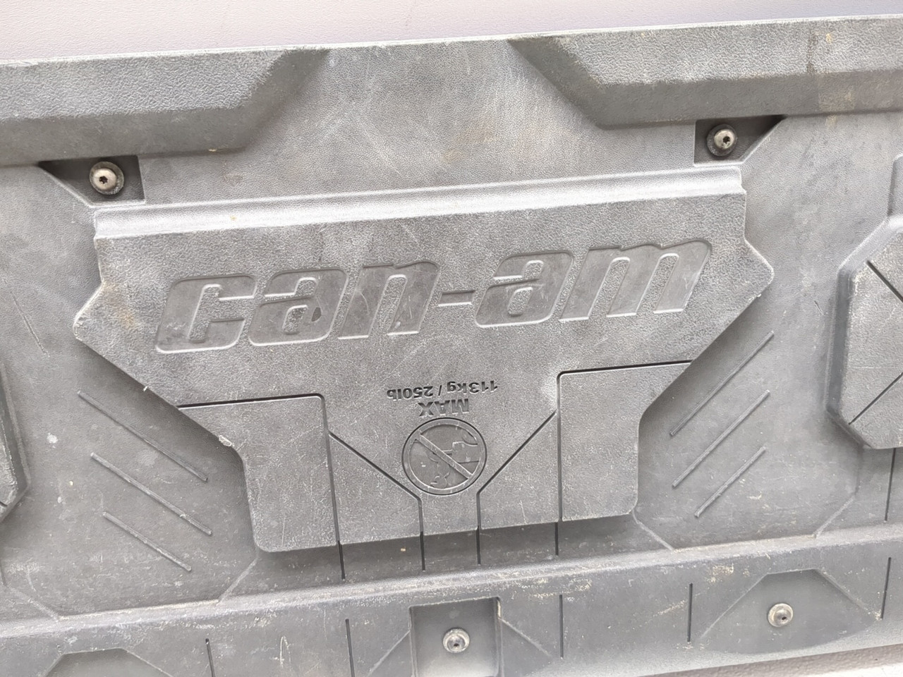 21-24 Can-Am Commander 700 XT Rear Tailgate Assembly 708303573