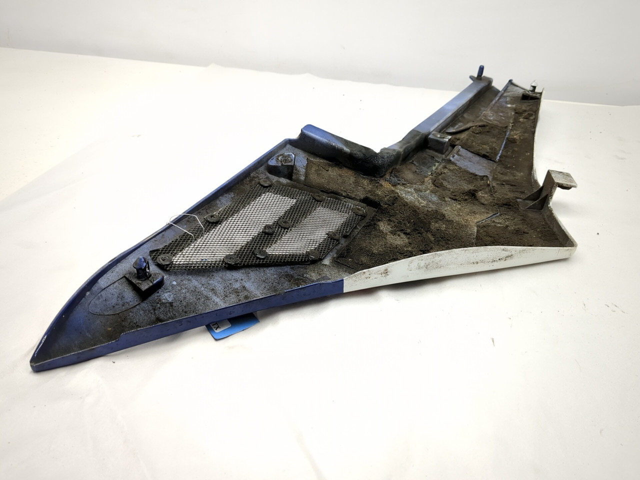 91-96 Yamaha FJ1200 Right Side Fairing Cowl Cover 3XW-2835W-00