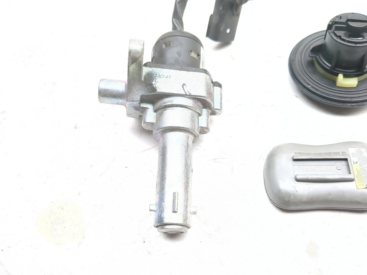 19-25 Indian FTR 1200 Ignition Fuel Cap Lock Set with Key 4017772